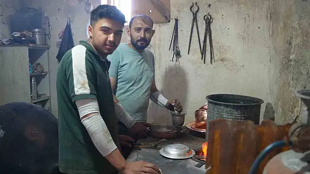 Kalay ustalarının zorlu ekmek mücadelesi