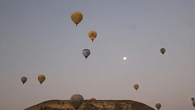 Kapadokya'da 15 Temmuz'a özel balon uçuşu