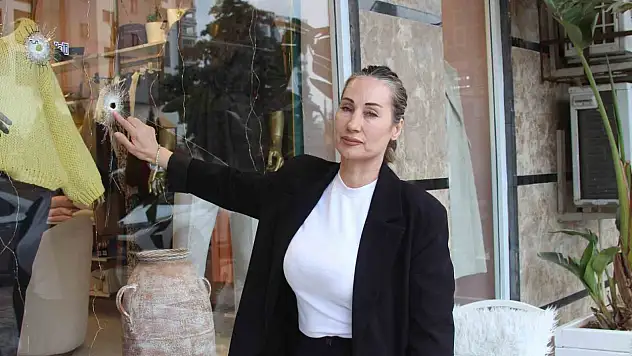 Adana'da kadın giyim mağazasına silahlı saldırı