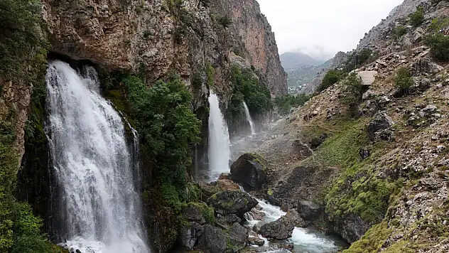 Kapuzbaşı Şelalesi havadan görüntülendi: Doğanın büyüleyici gücü