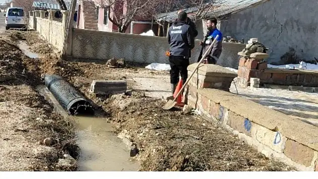Kar erimesi Sarız'da sorun yarattı ekipler sahada