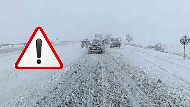 Kar ve tipi ulaşımı vurdu: O yol kapatıldı!