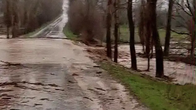 Karacaören köyünde yağmur sonrası su baskını