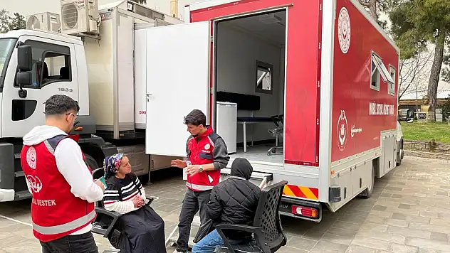Karaisalı'da vatandaşlara mobil sosyal hizmet desteği