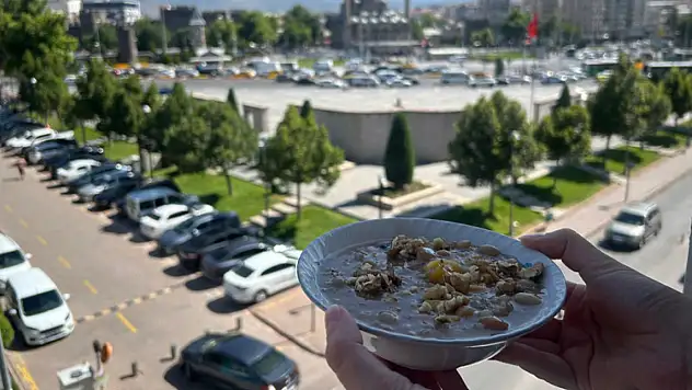 Kararmayan Aşure tarifi!