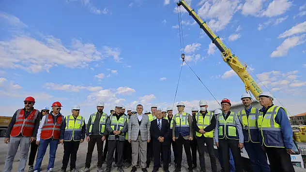 Kartal Kavşağı çalışmalarında sona doğru: Başkan Büyükkılıç yerinde inceledi!