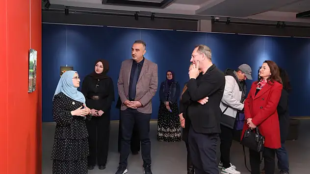KAYMEK kursiyeri sergi açtı - '1 Kalem 1 Fırça' sanatseverlerle buluştu