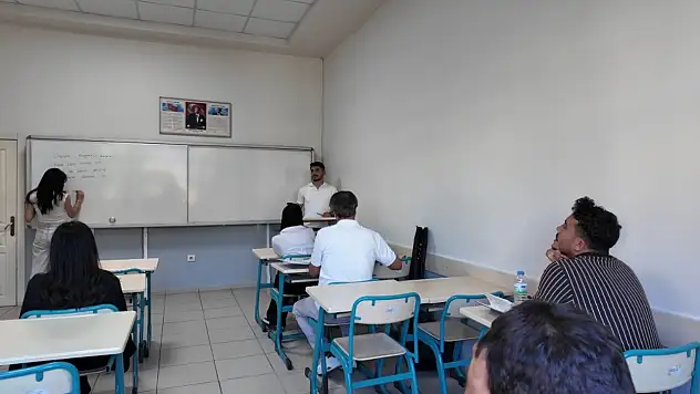 KAYMEK'te yeni dönem başladı! Şiir yazmak isteyenlere kapılar açıldı