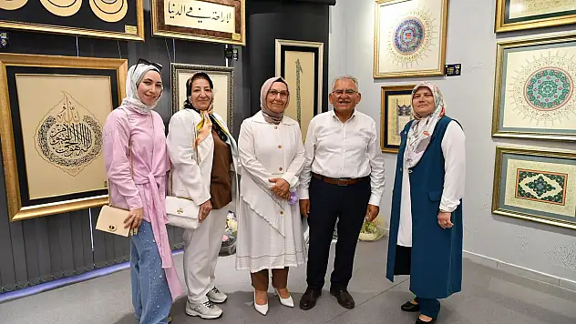 KAYMEK Yılsonu Sergisi açıldı! Yüzlerce el emeği eser sergileniyor...