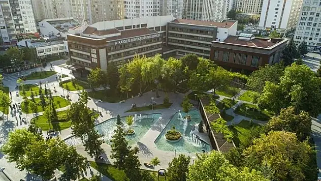 Kayseri Büyükşehir Belediyesi'nin bütçe rengi ortaya çıktı: Kasası dolu mu, borçta mı?