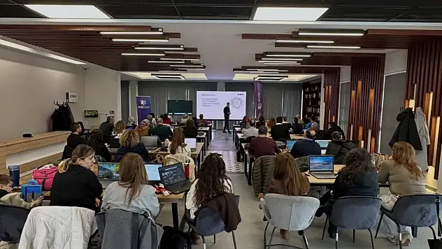 Kayseri Bilim Merkezi'nde 'Siber güvenlik' eğitimi düzenlendi