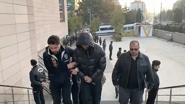 Kayseri dahil 32 ilde milyarlık operasyon! 101 kişi gözaltına alındı