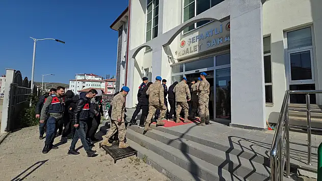 Kayseri dahil 9 ilde dolandırıcılık operasyonu: 980 milyon lira hesap hareketliliği tespit edildi!