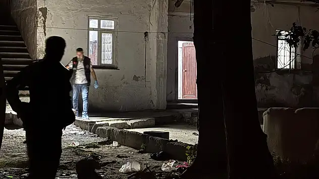 Kayseri'de 12 yaşındaki çocuğa evinde korku dolu anlar yaşattılar!