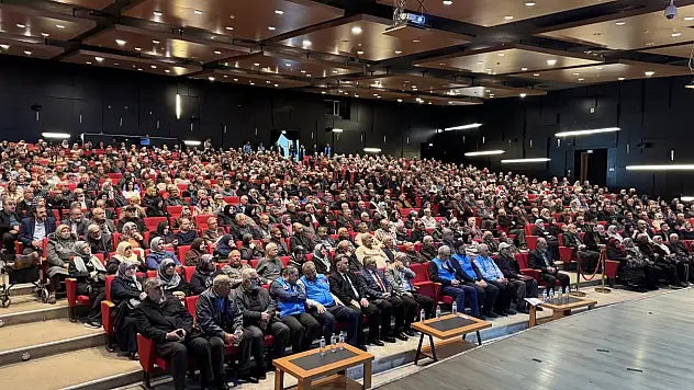 Kayseri'de 1771 hacı adayına seminer verildi