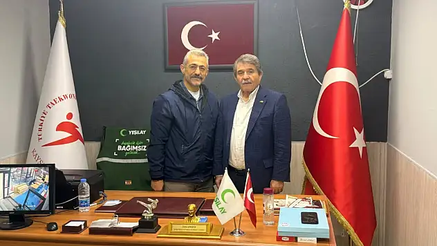 Kayseri'de 18 bin 780 genç için dikkat çeken sözler! Türkiye'ye örnek gösterildi