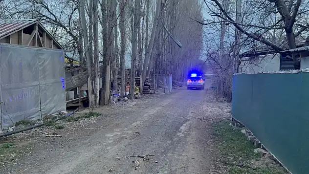 Kayseri'de 2 kardeş sobadan zehirlendi