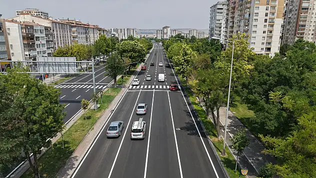 Kayseri'de 20 milyona yenilenen Havalimanı yolu tam not aldı!