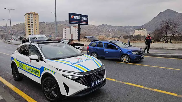 Kayseri'de film gibi takip: Polis araçlarına çarptı, ateş açılarak durduruldu