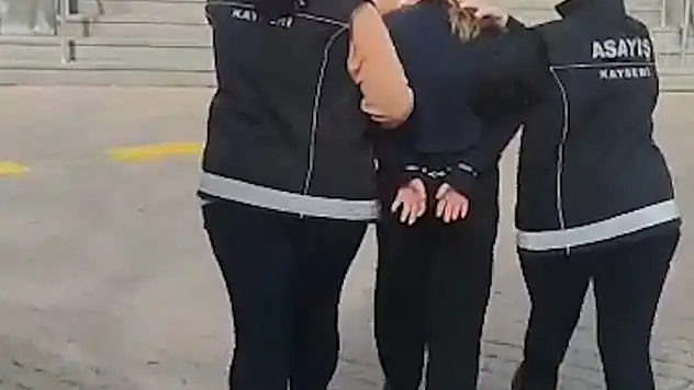 Kayseri'de 30 yıl cezası bulunan 23 yaşındaki kadın yakalandı!