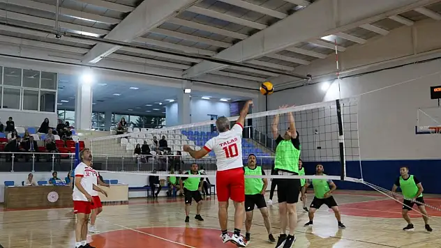 Kayseri'de 4. Kamu Spor Oyunları heyecanı başladı!