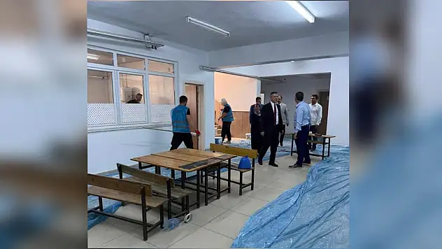 Kayseri'de 9 okul yenileniyor! Başsavcı bizzat denetledi, sürpriz hediyeler dağıttı