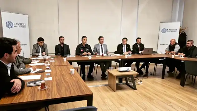 Kayseri'de afet ve iklim krizi toplantısı! Daha güvenli bir şehir için hangi adımlar atılacak?