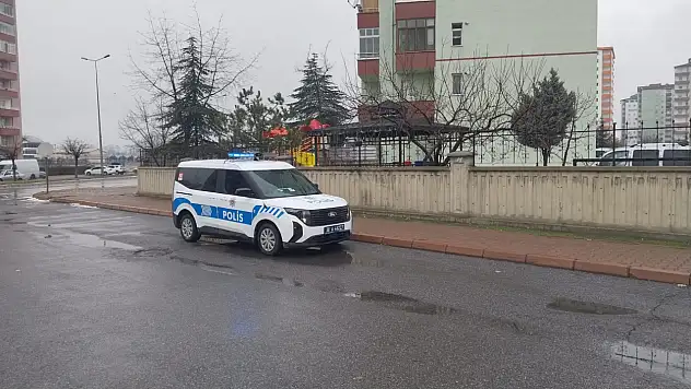 Kayseri'de aile içi kavga: Kocasını bıçakla yaraladı