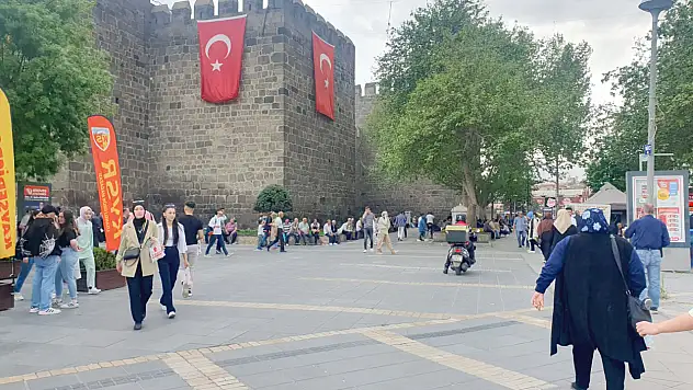 Kayseri'de altın yön değiştirdi: Bulunmaz Hint kumaşı oldu!