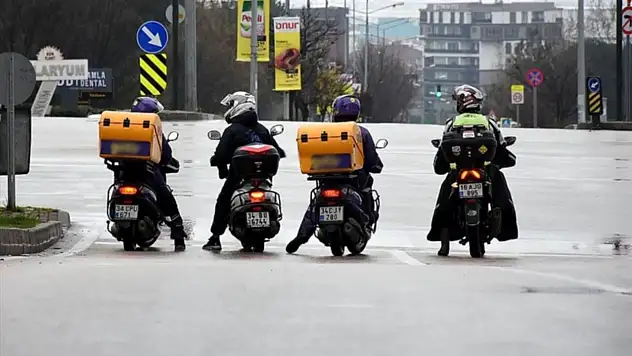 Kayseri'de artık önüne gelen motokurye olamayacak: Bir dönem sona eriyor!