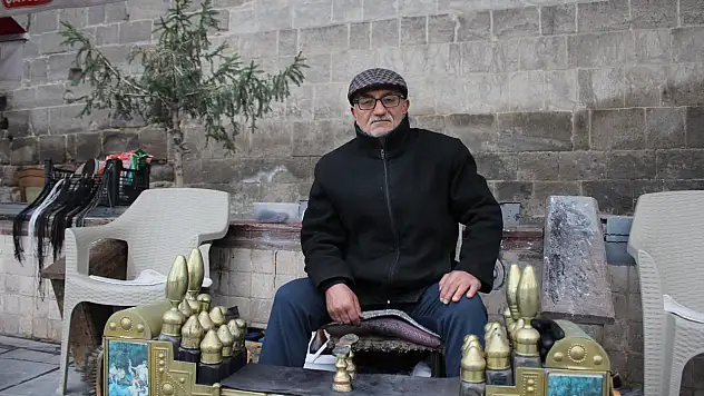 Kayseri'de babasından devraldı, 35 yıldır sürdürüyor