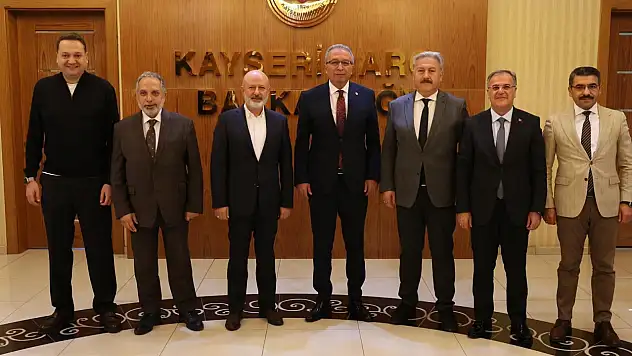 Kayseri'de başkanlardan Baro Başkanı'na ziyaret