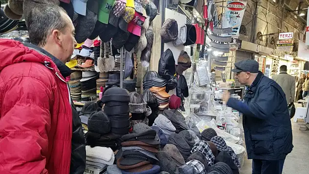 Kayseri'de başlayan soğuk hava dalgası satışları hareketlendirdi!