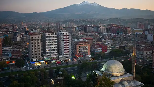 Kayseri'de Belediye'ye ait villa satışa çıkıyor!