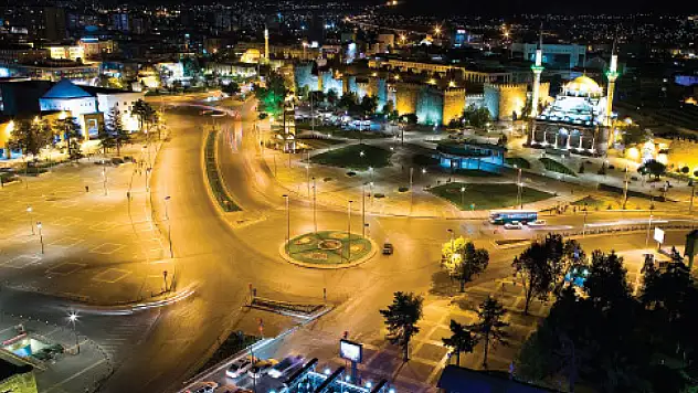 Kayseri'de büyük elektrik kesintisi: Yarın 71 noktada çalışma yapılacak!