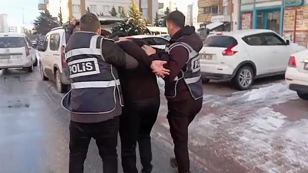 Kayseri'de cezaevi firarisi 2 hükümlü yakalandı