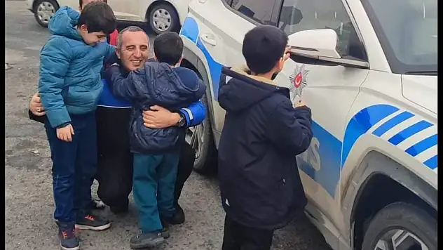 Kayseri'de çocuklar trafik kurallarıyla tanıştı