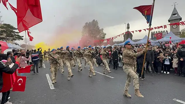 Kayseri'de Cumhuriyet Bayramı'nın 103. yılı coşkuyla kutlandı!