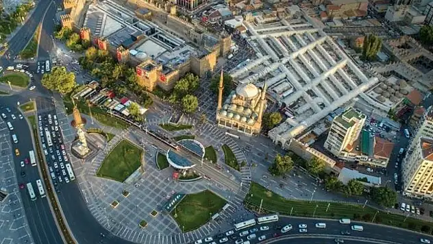 Kayseri'de de uzun yıllar çalıştı – İflas bayrağı çeken dev şirketin sahibinin son hali şaşırttı!