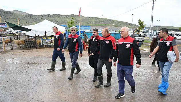 Kayseri'de denetimler artıyor: Kurban pazarlarında son durum!