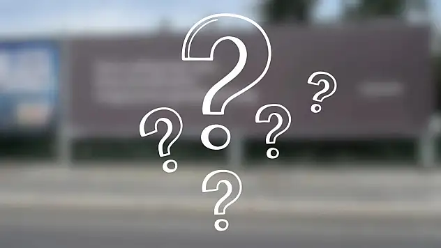 Kayseri'de dev panoda gizemli mesaj! Arkasından bakın ne çıktı?