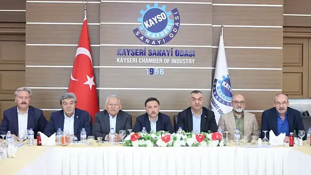 Kayseri'de dev zirve: Sanayiciler ve yöneticiler o toplantıda ne konuştu? Kimler katıldı?