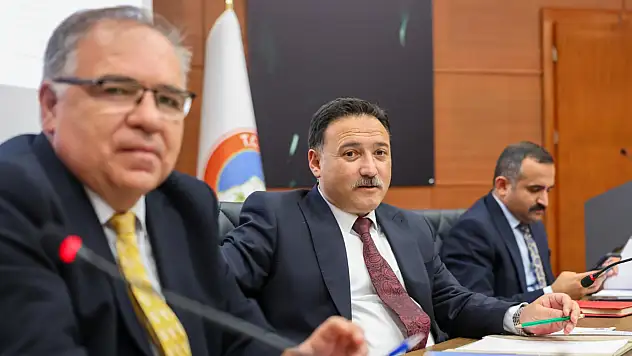 Kayseri'de devam eden projeler için düğmeye basıldı! Vali Çiçek açıkladı