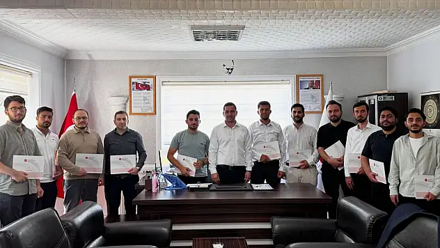 Kayseri'de Diyanet Akademisi mezunlara diploma takdimi
