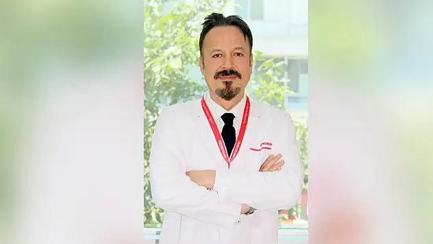Kayseri'de doktordan yapay zekâ kullananlara kritik uyarı: Bu hataya düşmeyin!