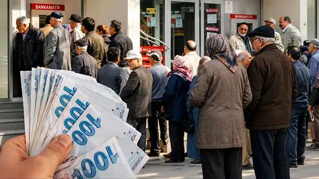 Kayseri'de emeklilere yeni ödeme! Bazı hesaplara 13 bin 500 TL'ye kadar yatabilir