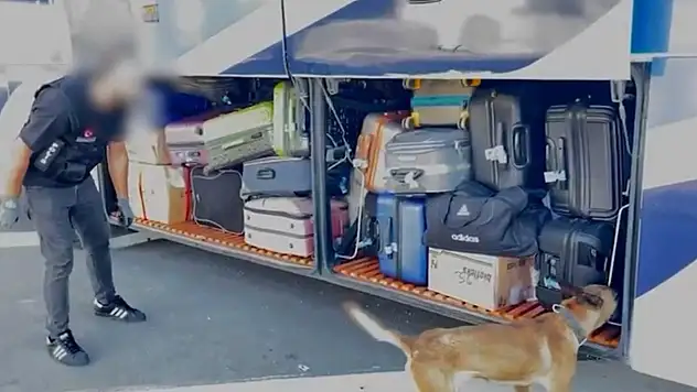 Kayseri'de eş zamanlı operasyon - 1 kilogram narkotik madde yakalandı!