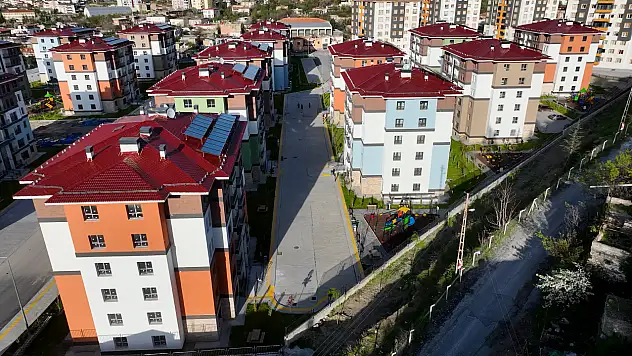 Kayseri'de ev hayaline kavuştular ama mağduriyetler bitmiyor…
