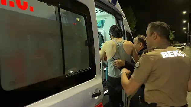 Kayseri'de evinde bıçakla kendine zarar veren şahıs böyle kurtarıldı!