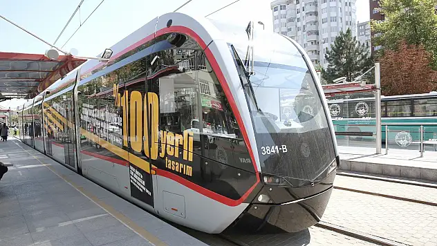 Kayseri'de Fenerbahçe maçı coşkusu! Taraftarlara ücretsiz tramvay müjdesi